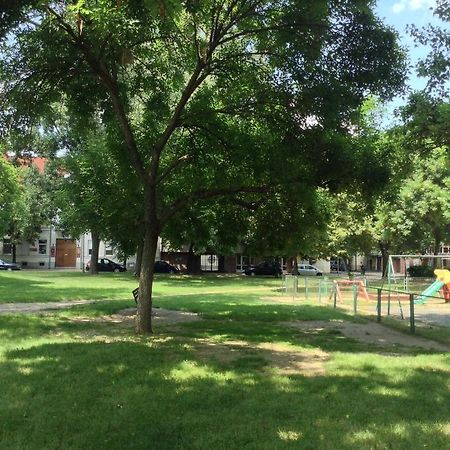 Auberge de jeunesse Romzsa Tódor Kollégium à Szeged Extérieur photo