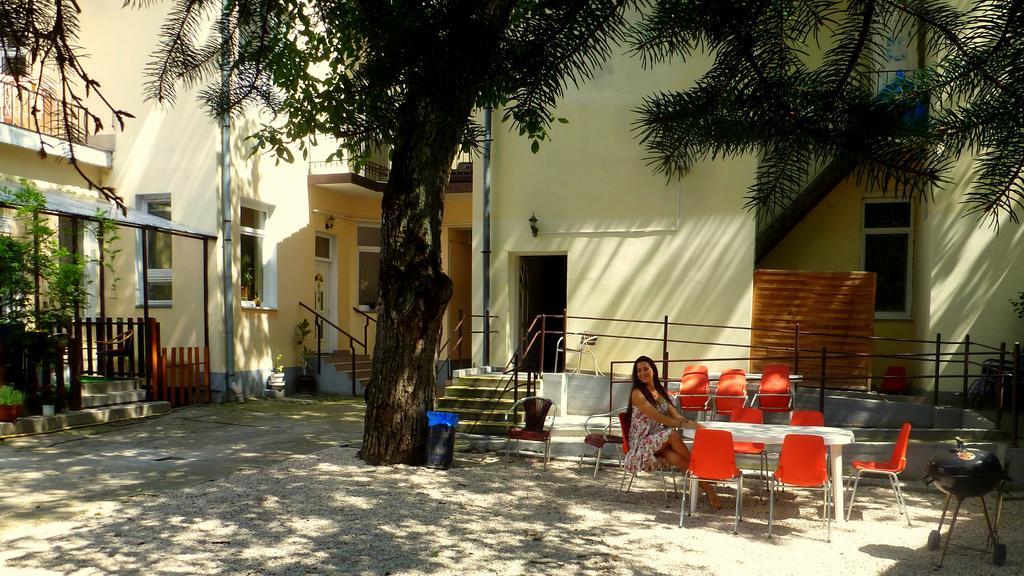 Auberge de jeunesse Romzsa Tódor Kollégium à Szeged Extérieur photo
